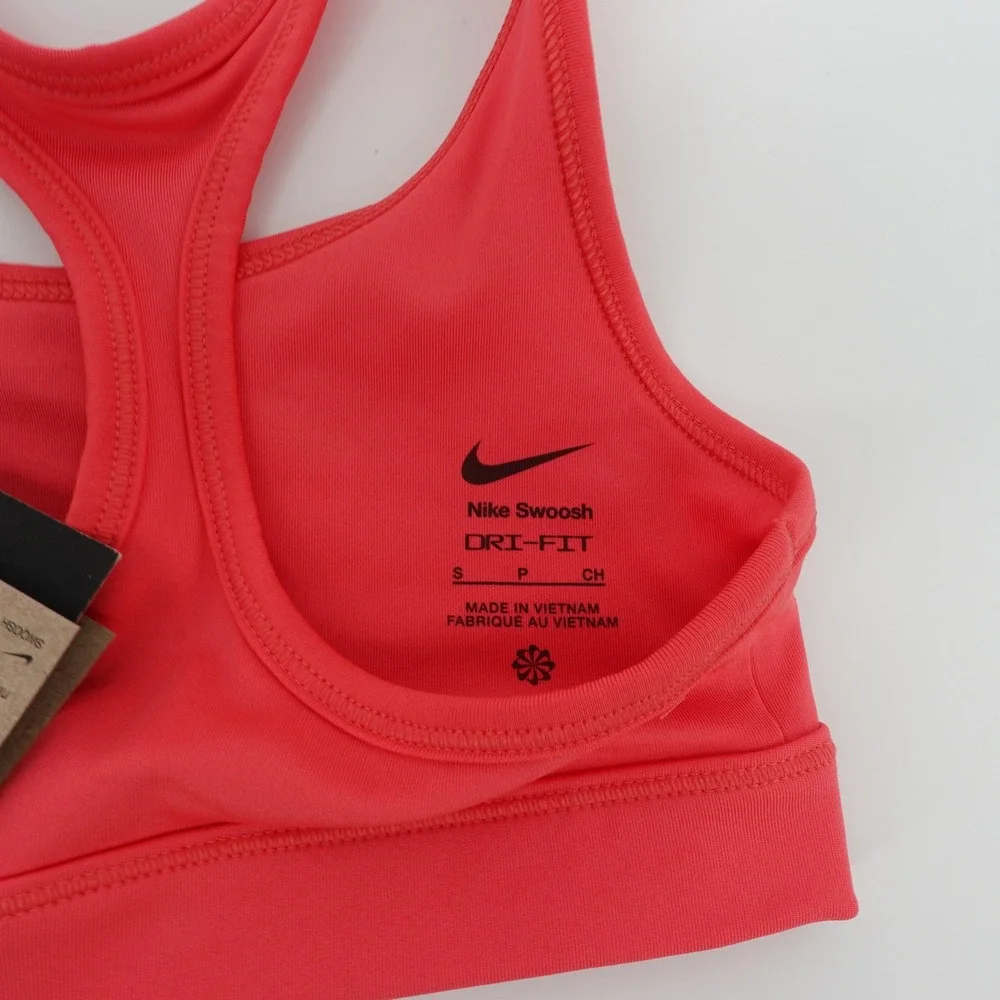 Nike swoosh dri